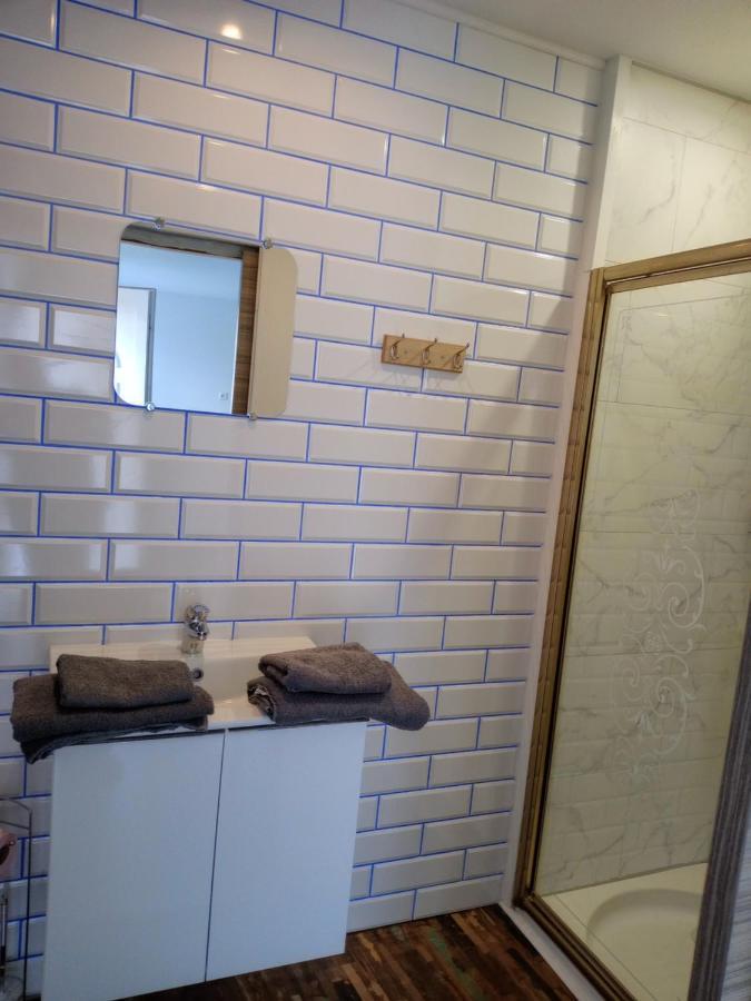 Chambre Studio Calais Buitenkant foto