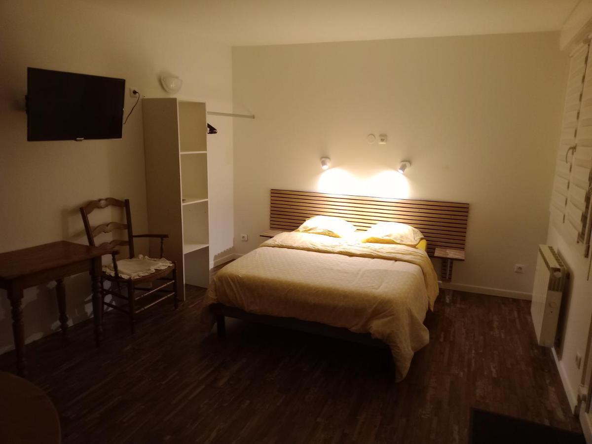 Chambre Studio Calais Buitenkant foto